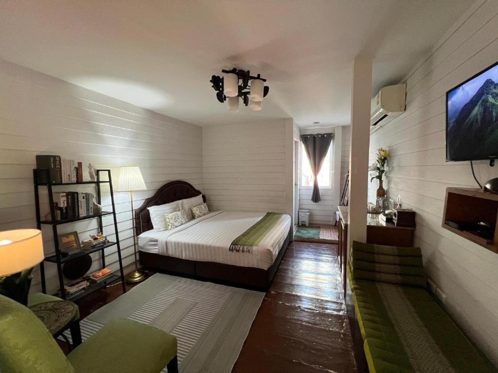 Ban Thungdang Housetel Bangkok Banguecoque Exterior foto