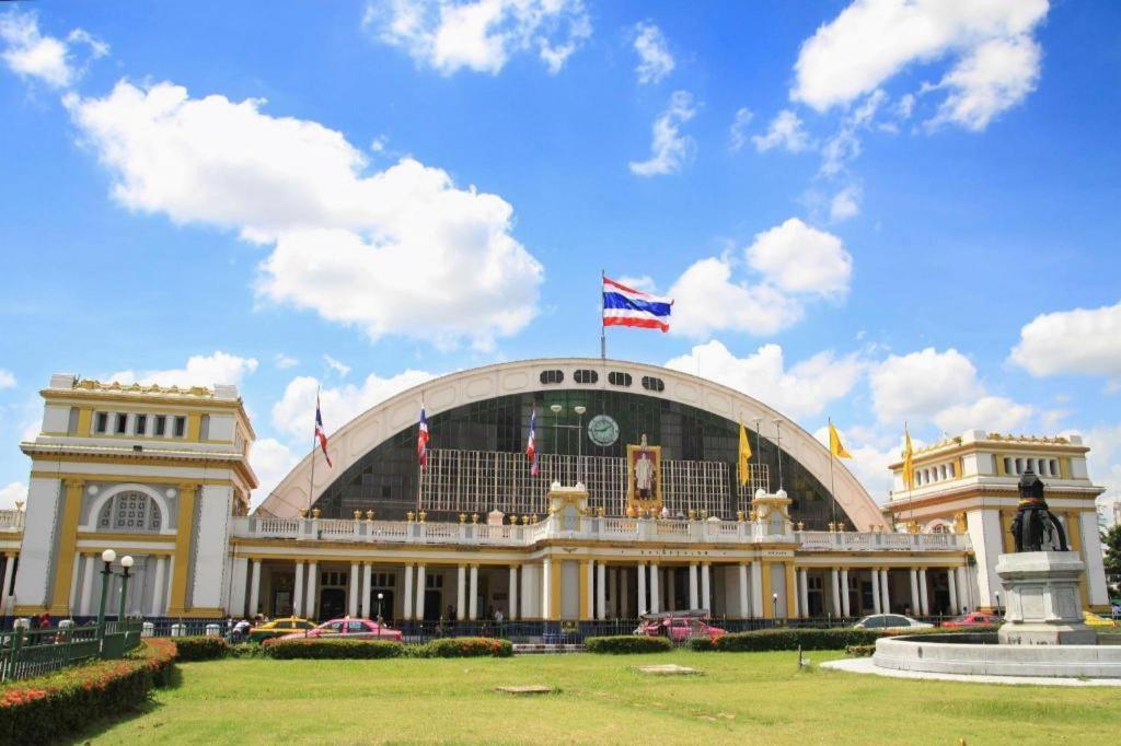 Ban Thungdang Housetel Bangkok Banguecoque Exterior foto